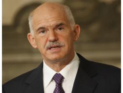 Papandreu, Aktif Siyaseti Bırakıyor!