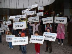 Kto'nun İlçelere Tayin Ettiği Personelin Aileri Eylem Yaptı