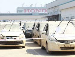 HONDA Tayland’daki Selden Zarar Gören Araçların İmhasına Başladı