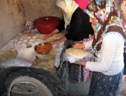 “ekmek Tebliği” Tandırda Pişen Ekmeği Etkilemedi