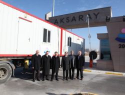 Aksaray Üniversitesi’nden 100. Yıl Üniversitesi’ne Prefabrik Ev