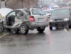 Mircea Lucescu Bükreş’te Yaralandı