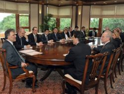 Gül, Cantor'u Kabul Etti!!