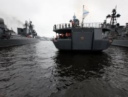 “İki Rus Savaş Gemisi Tartus Limanında”