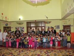 İlköğretim Okulu Öğrencilerine Boyama Kitabı Ve Kuru Boya