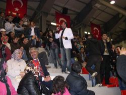 Bedirhan Gökçe'den 'kurtuluş' Konseri