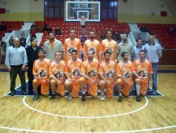 Adanaspor Üniversitelilerspor'u Farklı Yendi