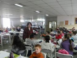 Funda Harput, Vanlı Öğrencileri Ziyaret Etti