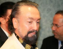 Adnan Oktar Cübbeli'yi affedemiyor!!