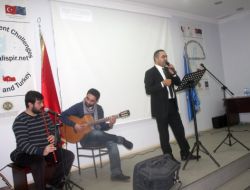 Hamza Polat Myo Öğrencileri Şiirdeki Maharetlerini Sergiledi