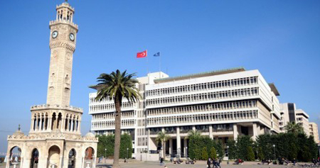 İzmir ulaştırmada yatırım zengini