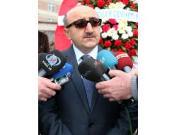 Kayseri’de Bayan Gazetecilere Pozitif Ayrımcılık