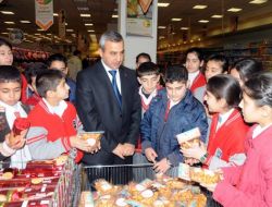 Bu Sefer Öğrenciler Gıdaları Denetledi