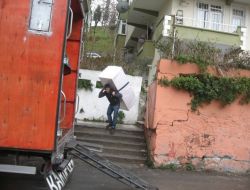 Eyüp'te Binalara 'Köstebek' Tahliyesi