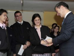 Eyüp Belediyesi'nden Öğrencileri Sevindiren Destek