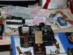 Polise Yakalanmamak İçin ‘haymatlos’ Dilini Kullanmışlar