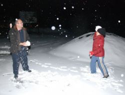 İZMİRLİLERİN KAR HEYECANI