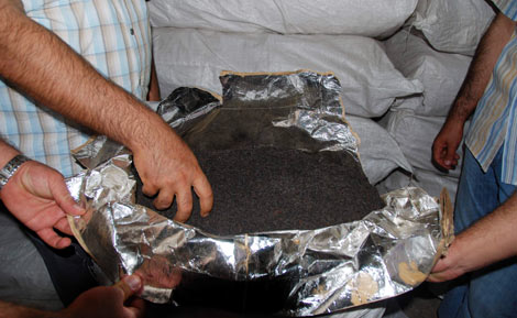 Ambarlıda kaçak çay operasyonu