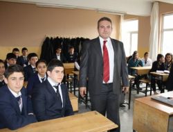 Anadolu Lisesi Öğrencileri İlçe Protokolünün Derslerini Beğendi