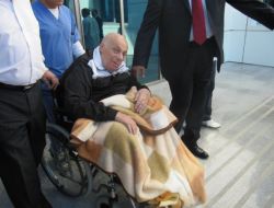 Denktaş’ın Sağlık Durumu Kritik, Uyku Eğilimi Devam Ediyor