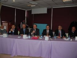 İzmir İl Genel Meclisi Ak Parti Grubu Muhtarları Dinledi