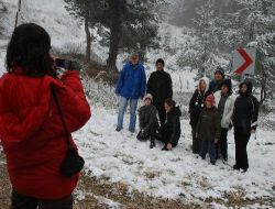 Kartalkaya'da Kar Kalındığı 10 Santimetreye Ulaştı!