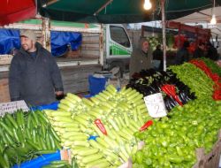 Pazar Yerine Etiket Sessizliği Hakim
