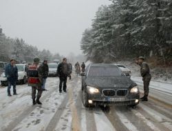 Kocaeli’nde Kar Yağışı Etkili Oluyor