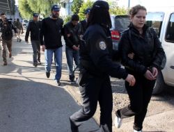 Uzun Namlulu Silah Ve Sahte Kimliklerle Yakalanan 3 Gencin Sicili Temiz Çıktı