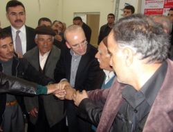 Bakan Şimşek, Aralarında Husumet Bulunan İki Ailenin Barış Yemeğine Katıldı