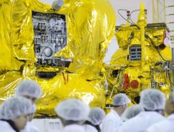 Mars Uzay Aracı Pasifik Okyanusuna Düştü