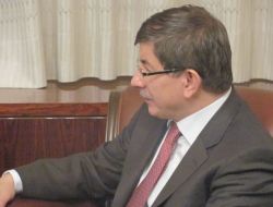 Davutoğlu, Lübnan'dan Ayrıldı!
