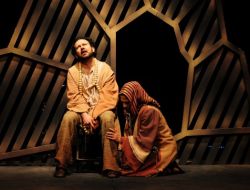 Devlet Tiyatroları Kar Kış Dinlemeden Turnelerini Sürdürüyor