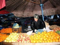 Vatandaşlar Alışverişlerini Akşam Yapıyor