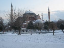 Kar İstanbul'un Güzelliğine Güzellik Kattı