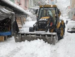 Buzlanmaya Karşı Mücadele Sürüyor