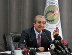 Bakan Eker: Piyasadaki Sütlerde Aflatoksin M1 Bulunmuyor