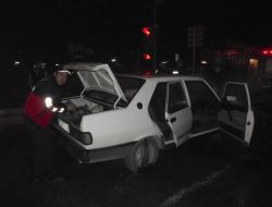 Alev Alan Otomobili İtfaiye Söndürdü