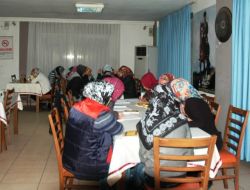 İş Verimini Artırmak İçin Personeline Dini Eğitim Verdiriyor