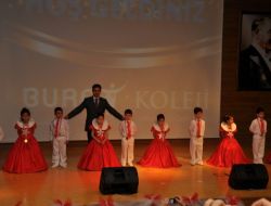 Bu Anaokulunda İstiklal Marşı’nın Tamamını Ezberlemeyen Minik Yok!