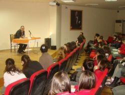 Feza Berk Liseleri, Öğrencilerini 'Kariyer Günleri' İle Geleceğe Hazırlıyor