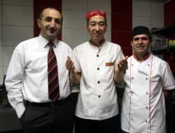 Çinli Aşçı, Ustasından Etkilenerek Müslüman Oldu