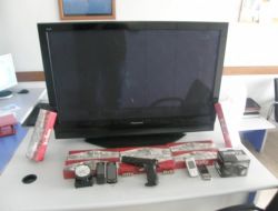 Şüpheli Araçtan Çalıntı Eşya Çıktı