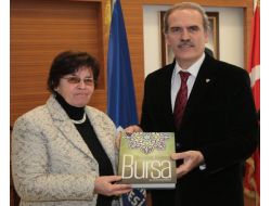 Bosnalı Çocuklar, Büyükşehir Belediye Başkanı Altepe’yle Buluştu