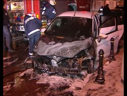 Beyoğlu'nda 6 Araç Kundaklandı