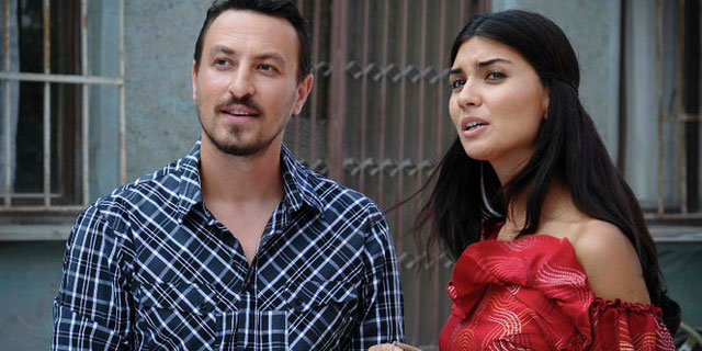 Tuba Büyüküstün Anne Oldu!