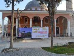 Tarihî Kayalık Camisi’nin Fotoğrafları Sergilendi