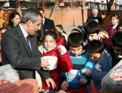 Sokak Hayvanları İlköğretim Öğrencilerine Emanet