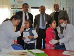 Öğrenciler, Okul Karnesinden Önce Diş Sağlı Karnesi Aldı