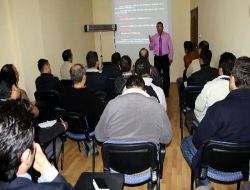 Van'daki Stk Temsilcilerine 'etkin Ve Başarılı İletişim' Semineri Verildi